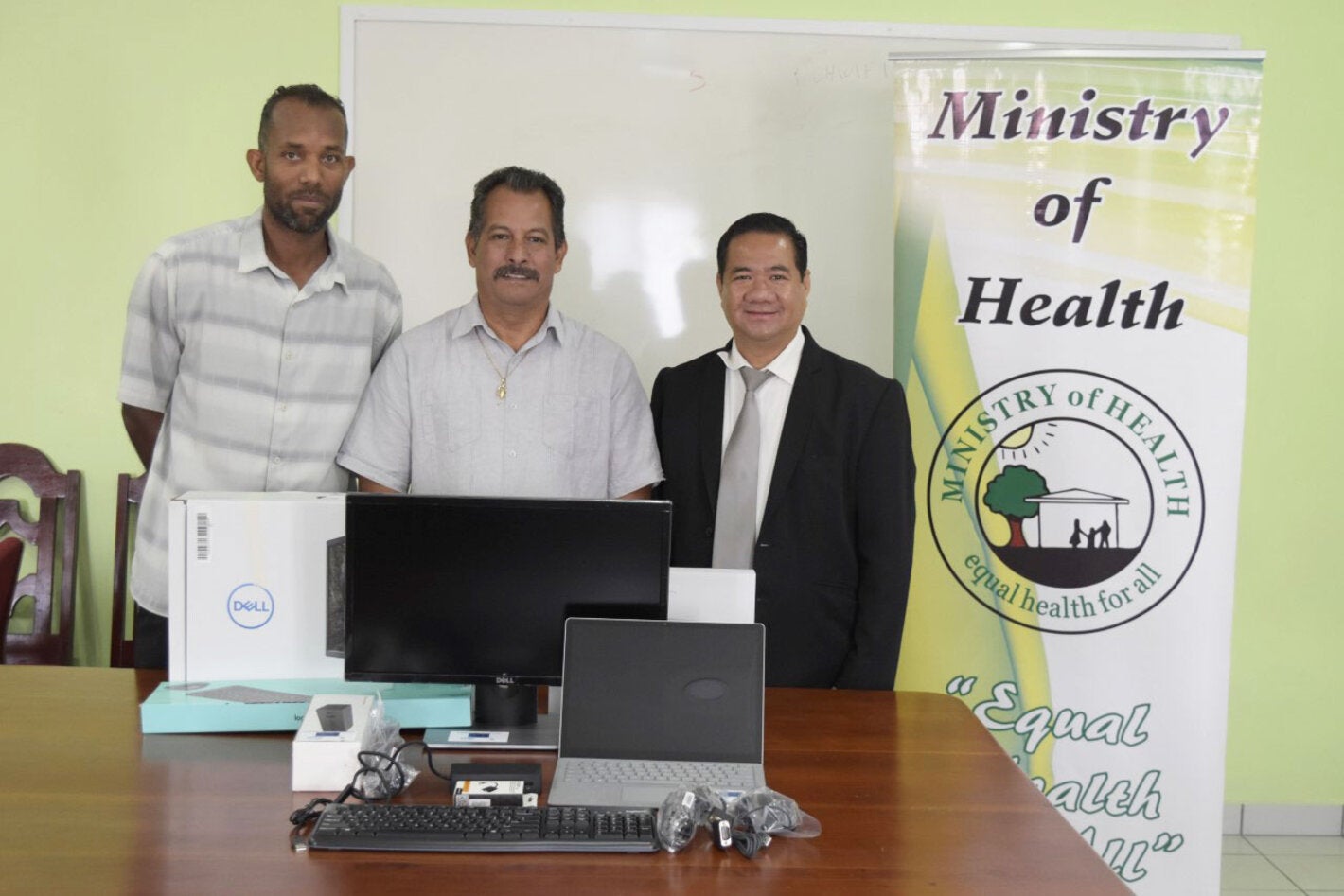 PAHO and EU hand over IT Equipment to the Ministry of Health