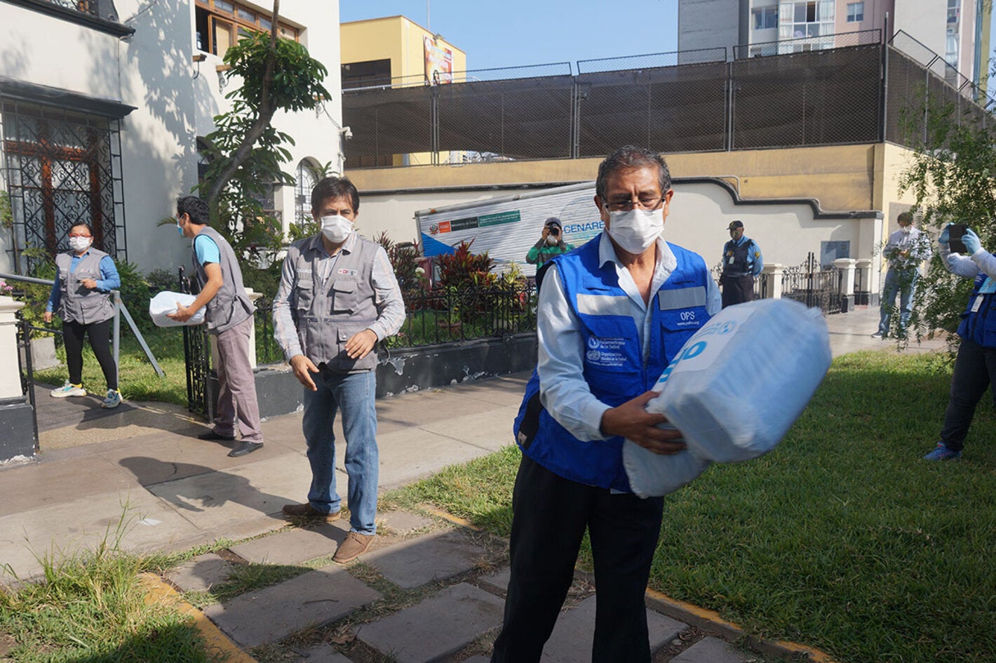 Implementos fueron entregados a CENARES para su distribución a los Centros de Salud