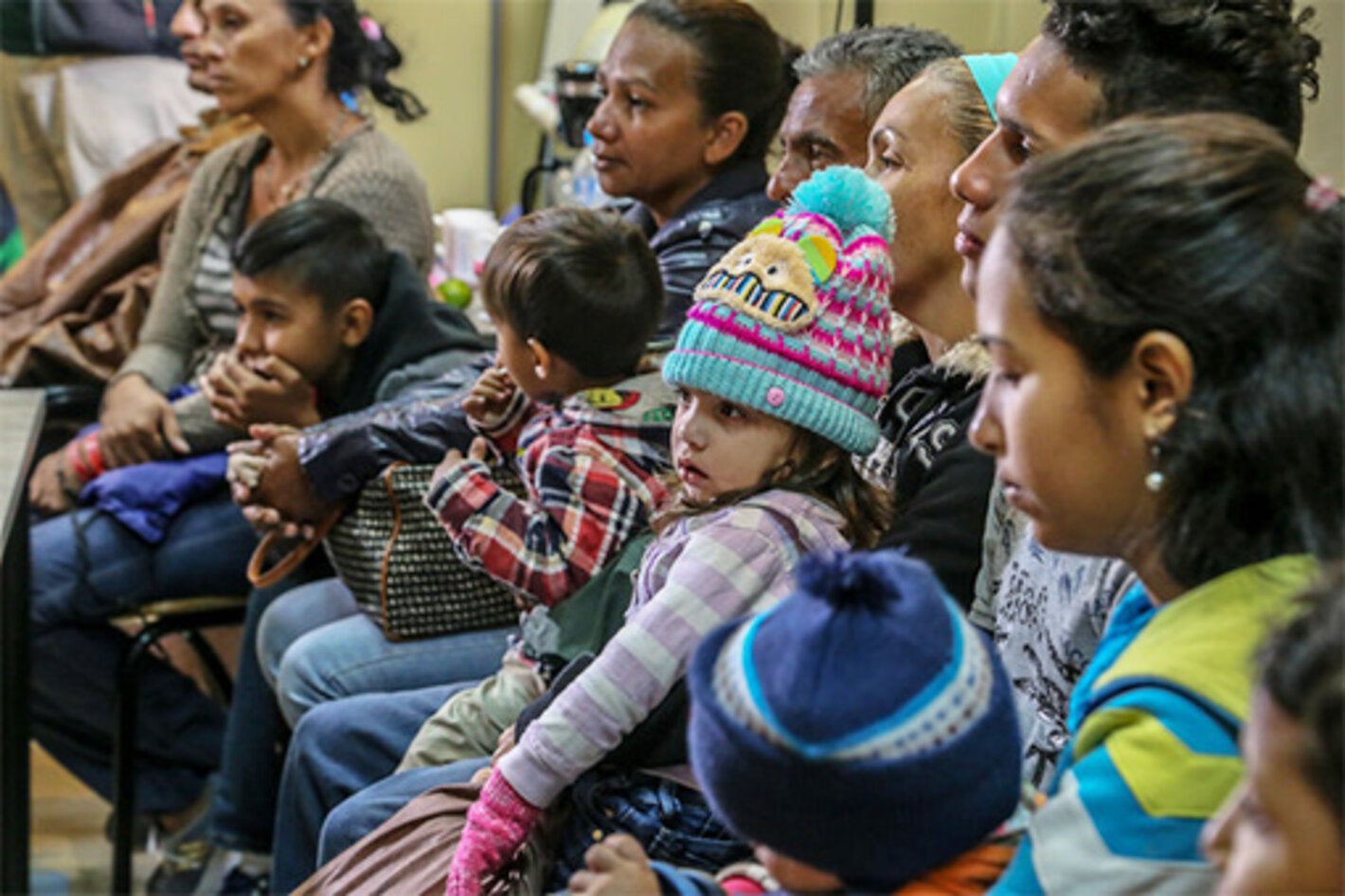 Mujeres migrantes en centro de salud 