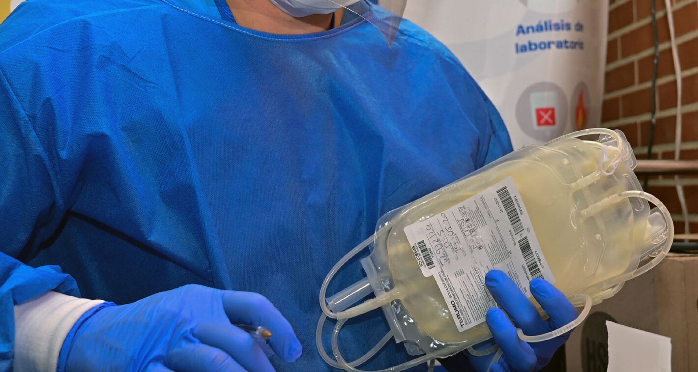 Bolsa de plasma con controles para asegurar calidad