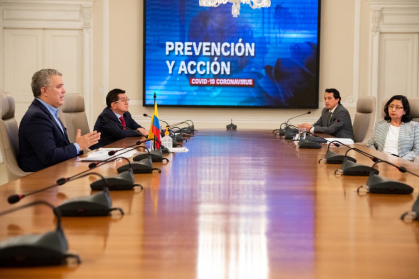 PWR Colombia conversa con autoridades de salud de Colombia