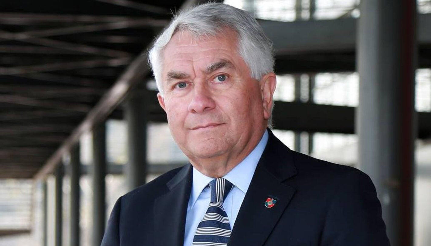 Dr. Enrique París M.