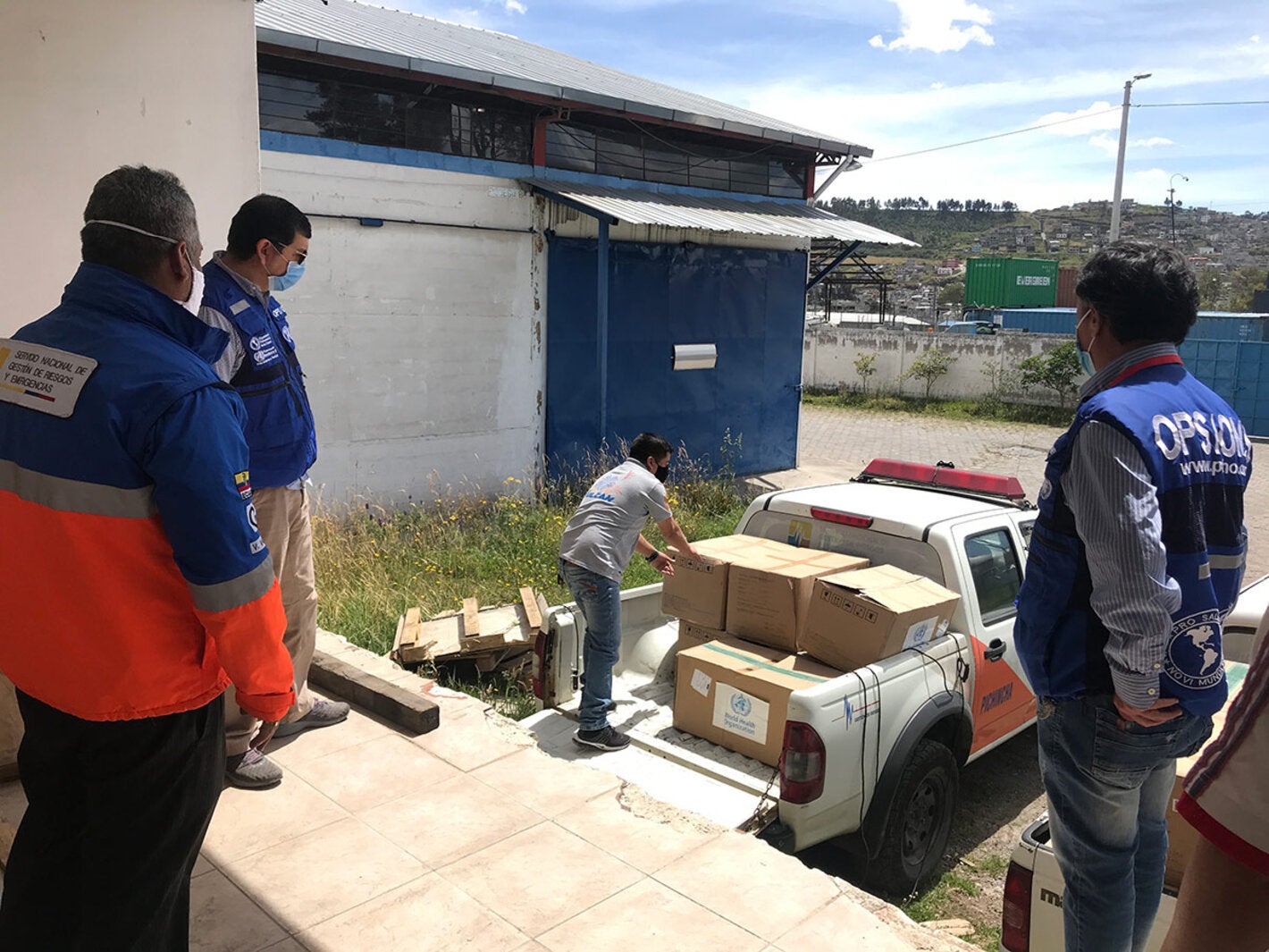 El Gobierno de Canadá  y la OPS/OMS brindan apoyo a las poblaciones afectadas por la erupción del volcán Sangay