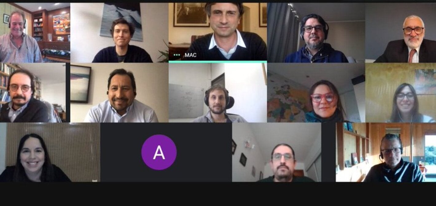 Conferencia de Prensa Internacional sobre Sub Mesa de Datos en Chile 