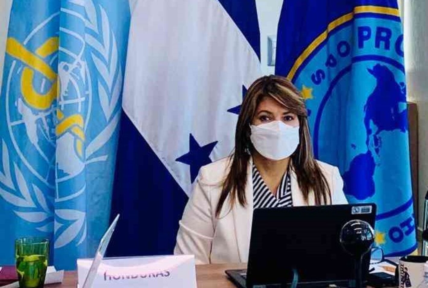 Ministra de Salud hnd