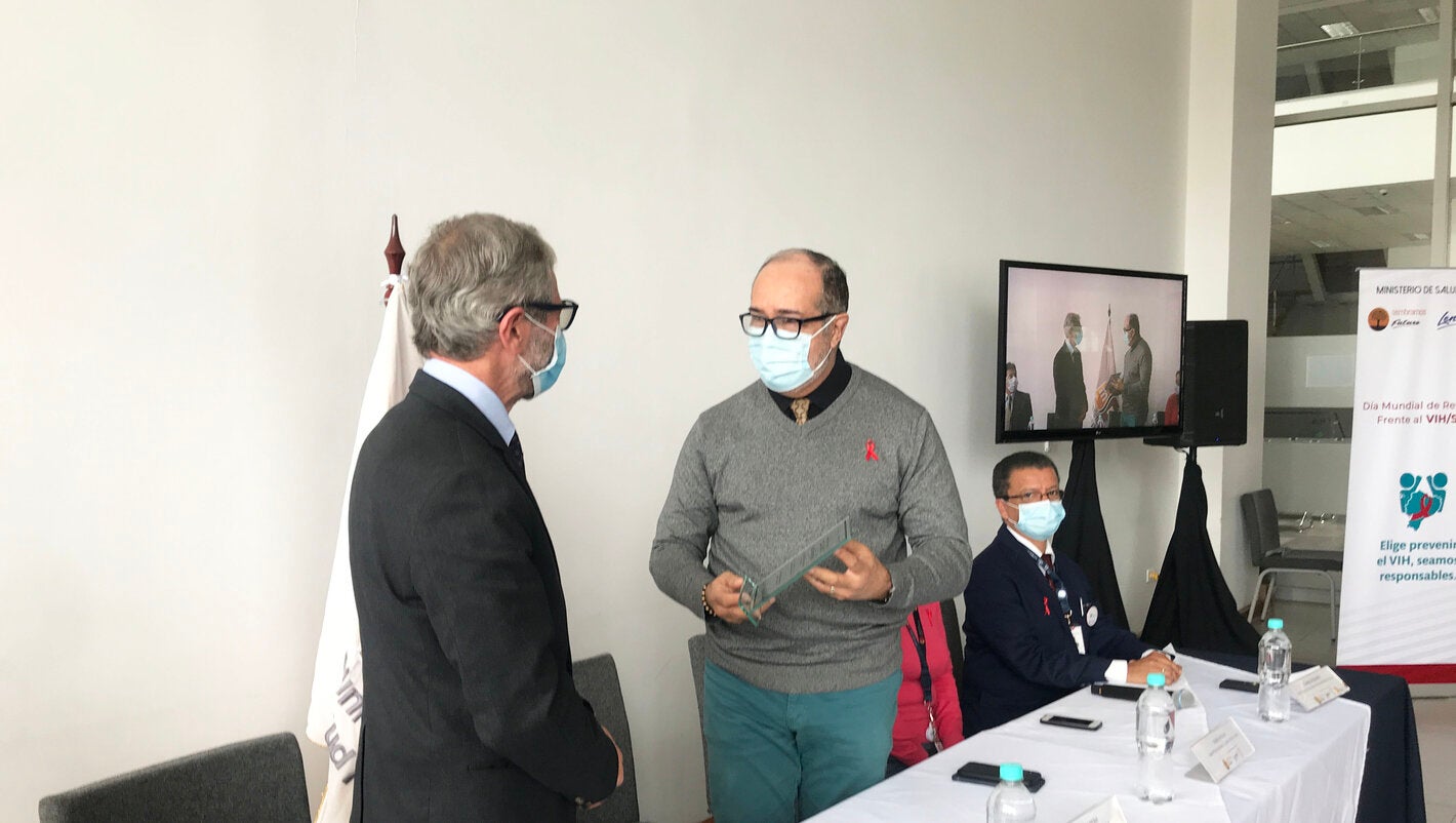 OPS/OMS recibe reconocimiento por su aporte realizado en la Respuesta Nacional Multisectorial del VIH/SIDA