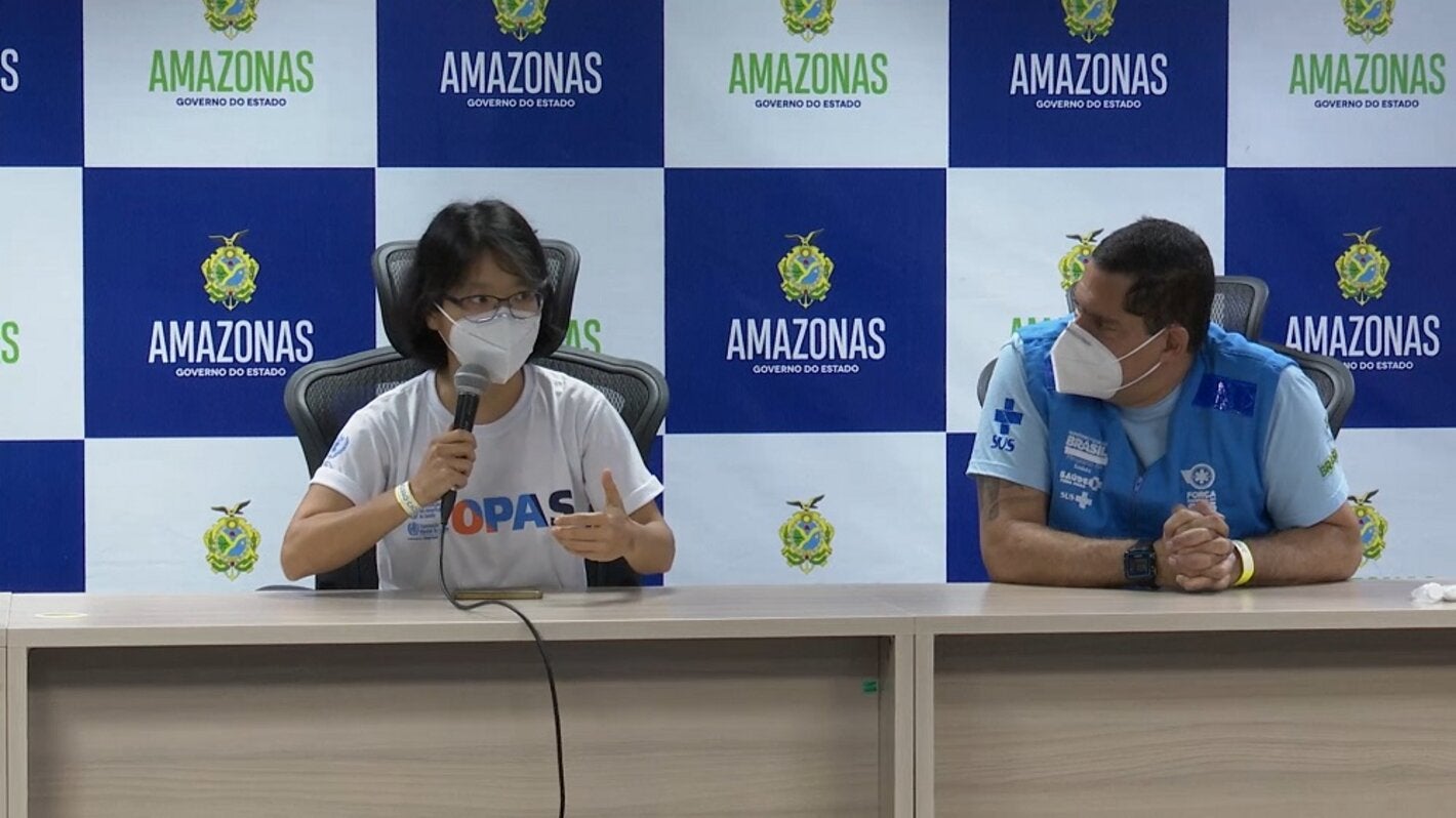 A consultora da OPAS Ho Yeh Li explicou que o equipamento pode ser utilizado em pacientes com quadro de internação leve a moderado 