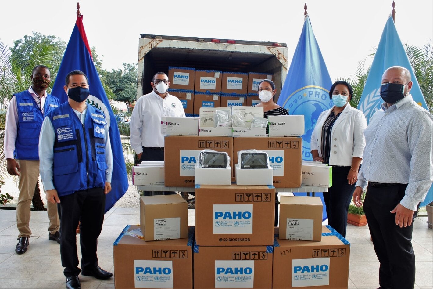Pahowho Belize Donates 94975 Antigen Tests With Antigen Controls And Rapid Diagnostic Test Analyzers To Increase The Lab Capacity Efforts For Covid-19 Testing In Belize - Pahowho Pan American Health Organization