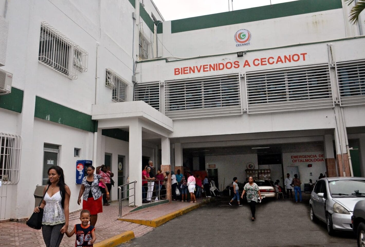 Fachada de centro de salud