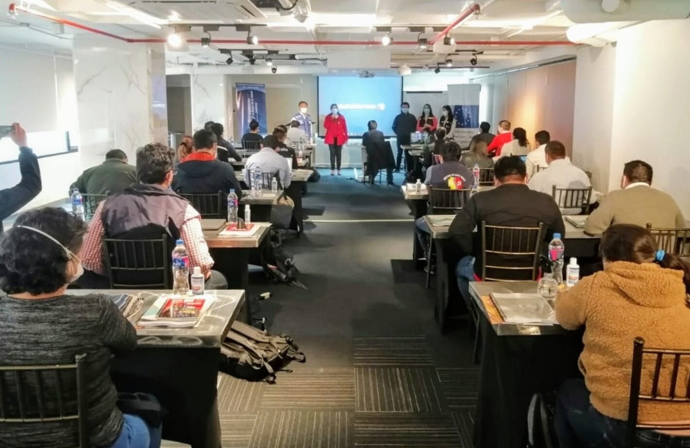 OPS apoya a instituciones de salud del Ecuador en herramientas para manejar incidentes y riesgos hospitalarios