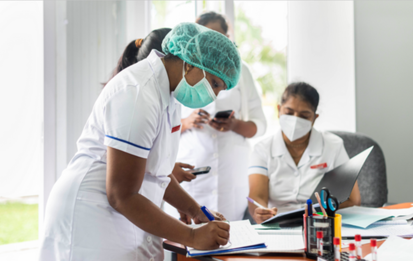 Capacitación para personal sanitario sobre vacunación contra la COVID-19