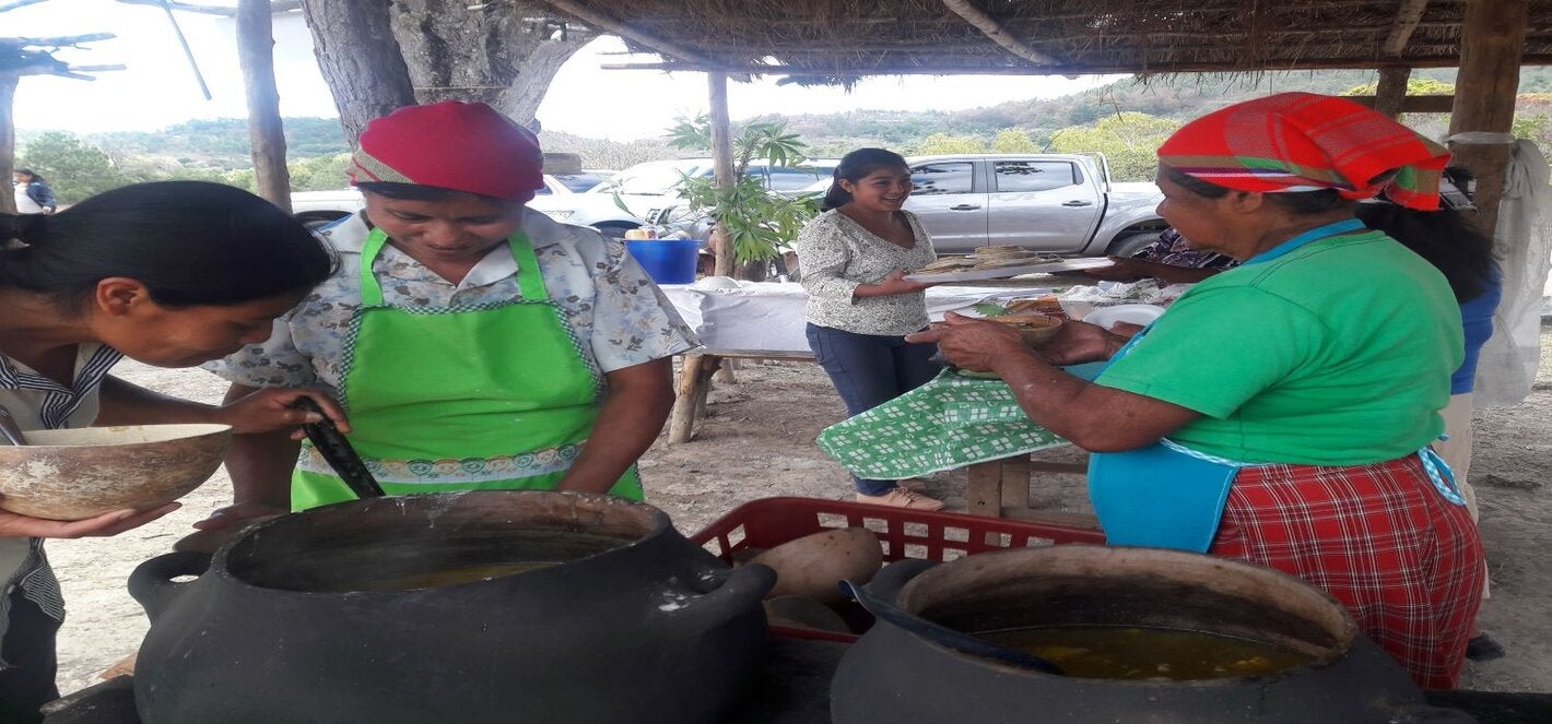 MujeresLencas_Yamaranguilahnd