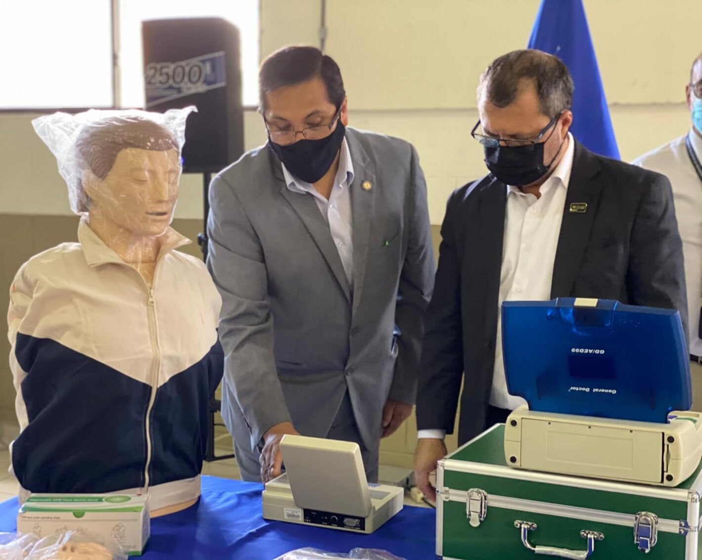 Donativo Hospital El Salvador