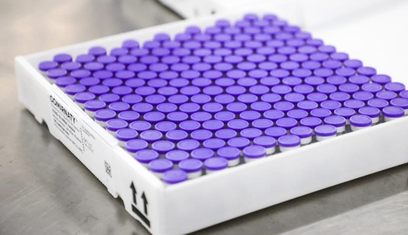 Cargamento de vacunas COVID-19 para las Américas