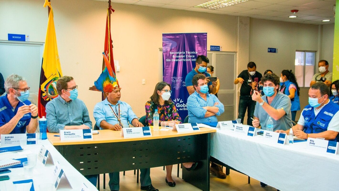 Autoridades nacionales, con el apoyo de OPS, afirman su colaboración en la lucha contra la desnutrición crónica infantil en el cantón Arajuno