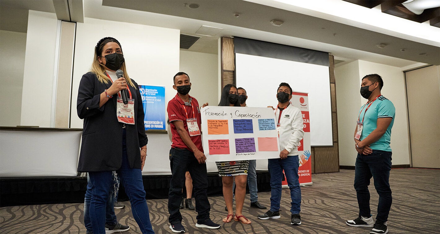  pan-jovenes-charla-sistema-de-salud