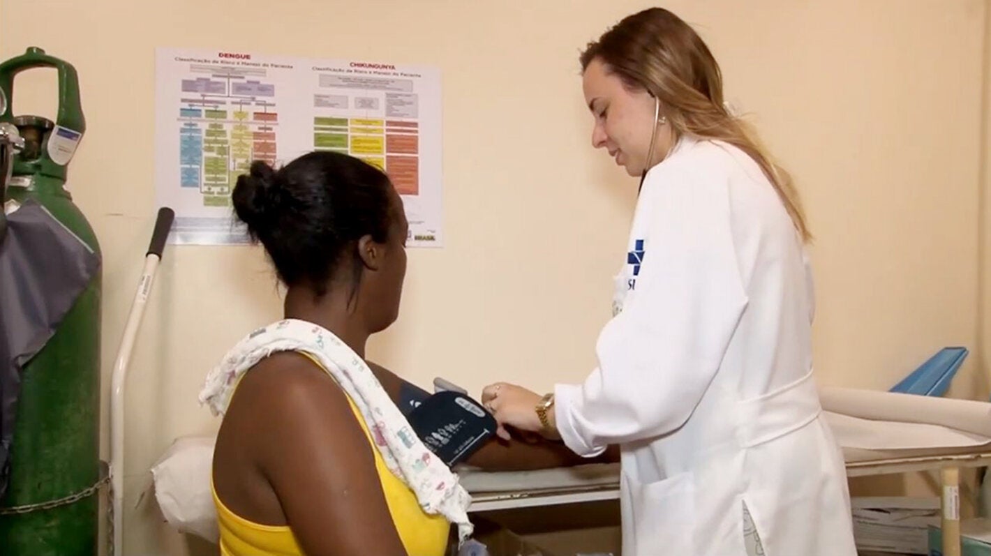 Prática de enfermagem em Porto Alegre, Rio Grande do Sul, Brasil