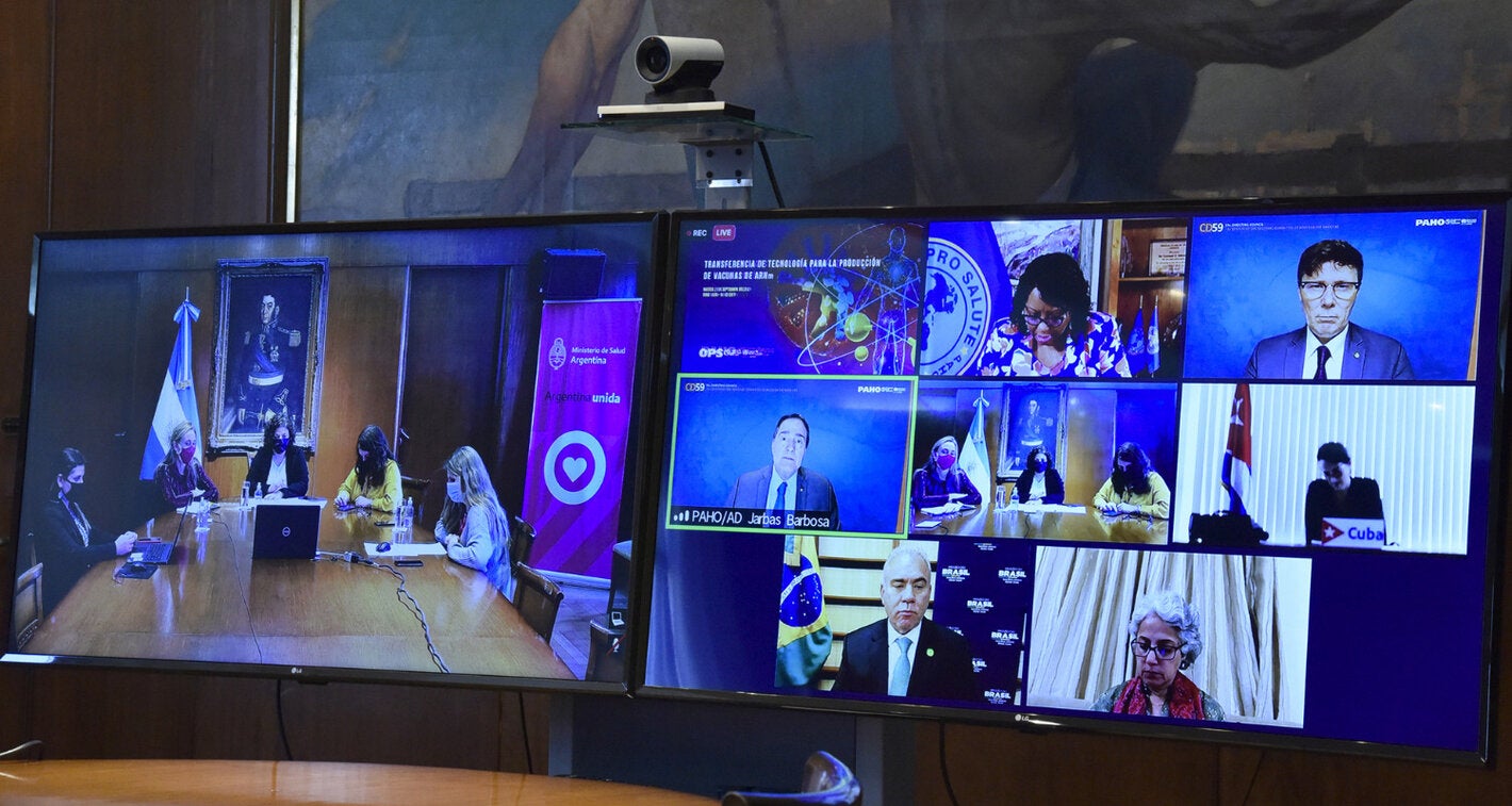 La OPS selecciona centro en Argentina para desarrollar vacunas de ARNm de COVID-19