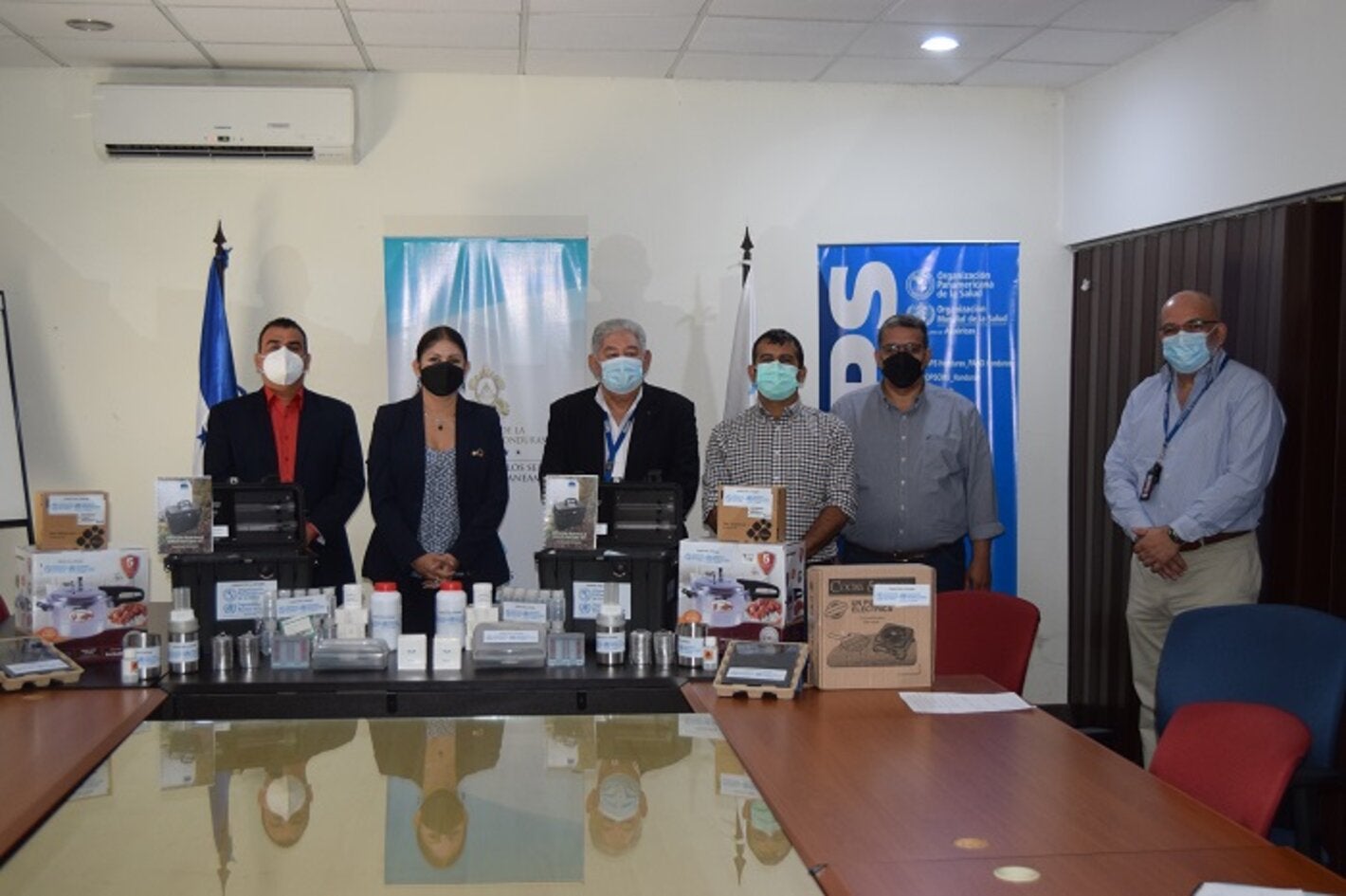 entrega-laboratorios-calidad-agua