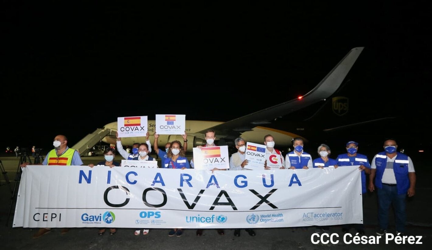 Vacunas AZ donada por España 4ta entrega