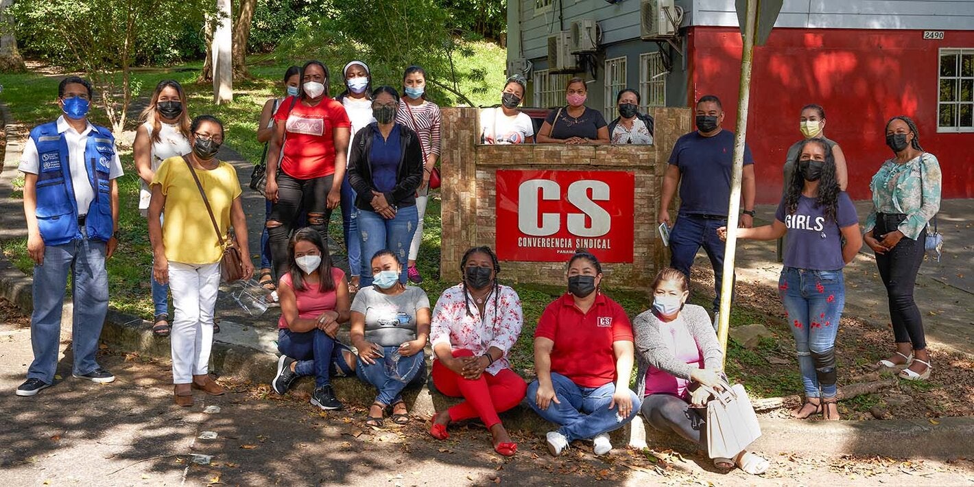 pan-participantes-taller-asesoria-legal-singretrads