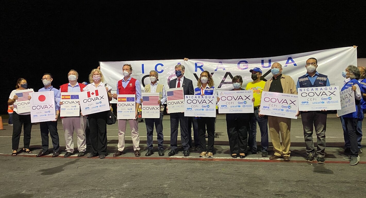 Donación de vacuna Pfizer 305,370