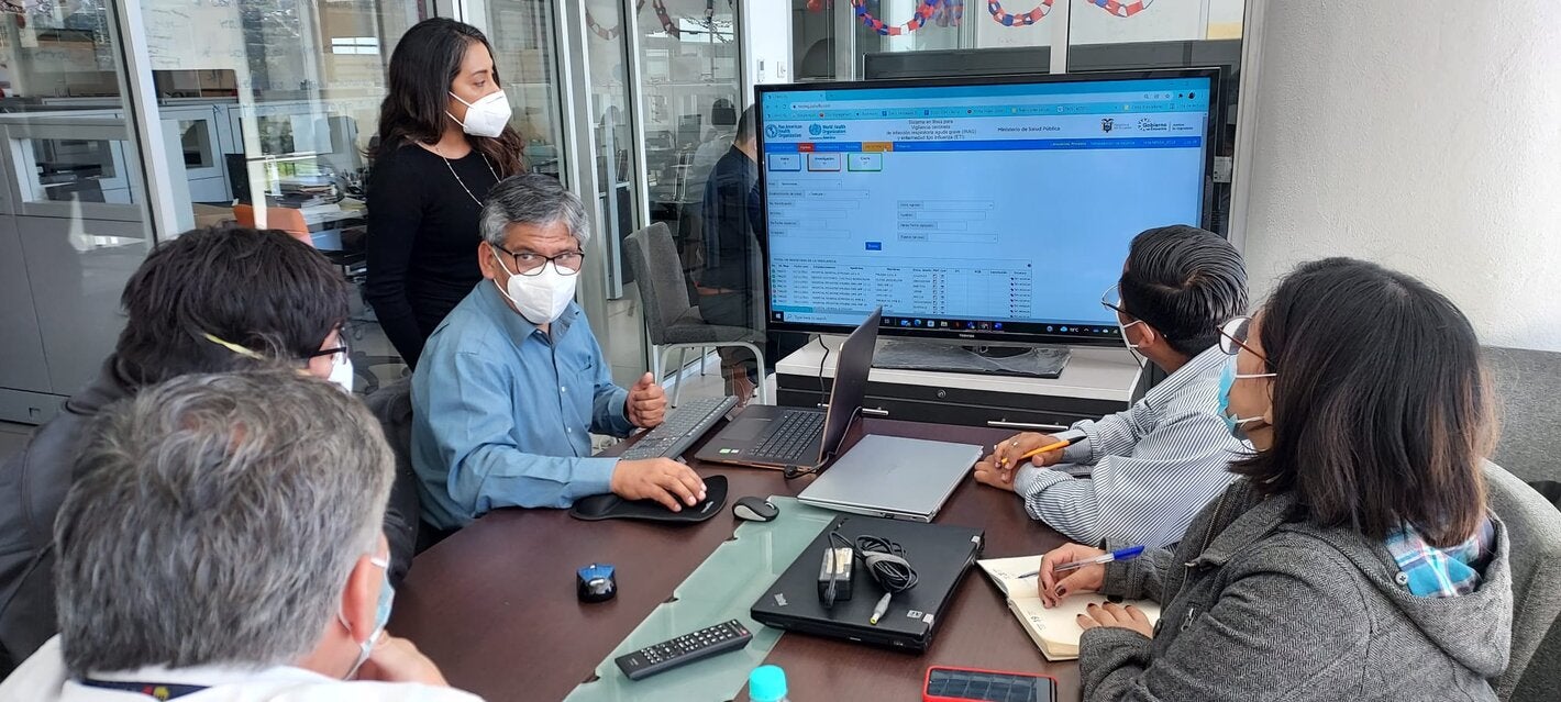 Se completó la segunda fase de implementación del sistema informático PAHO FLU en el MSP de Ecuador