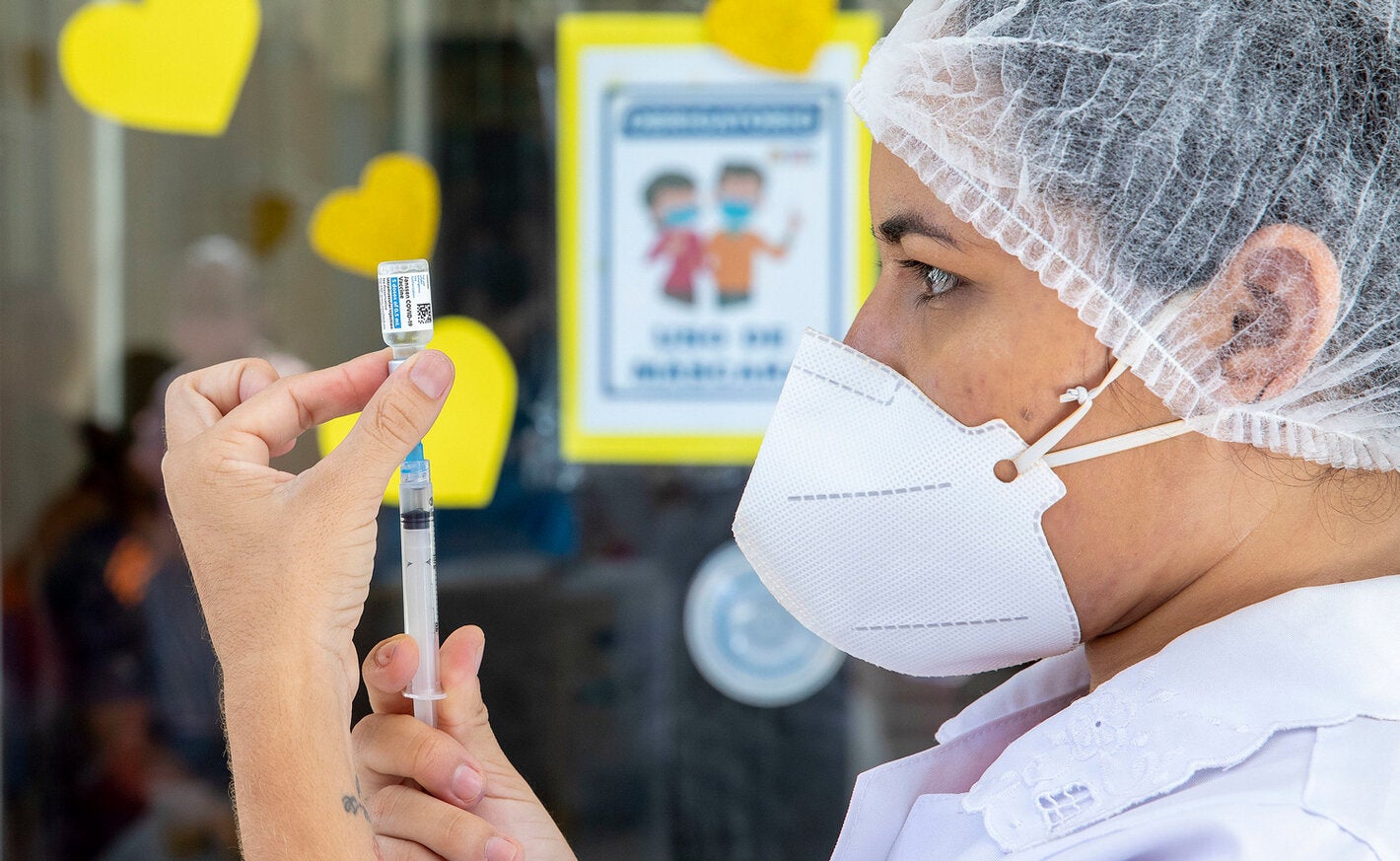 La OPS insta a aplicar medidas de salud pública y ampliar la vacunación  ante la variante ómicron - OPS/OMS | Organización Panamericana de la Salud