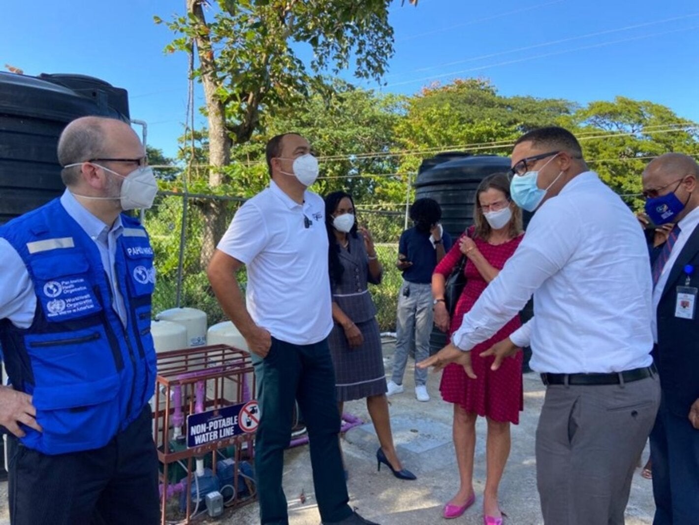 Guided by Mr. Garfield Wood from design and inspection firm GW Architects, Jamaica’s Minister of State, Ministry of Finance & the Public Services, Member of Parliament, North East St. Ann, Hon. Marsha Smith, Minister of Health & Wellness, Dr. the Hon. Christopher Tufton, MP, Her Excellency Judith Slater, British High Commissioner to Jamaica and Mr. Ian Stein, PAHO/WHO Representative in Jamaica are touring the St. Ann’s Bay Smart Health Centre as part of the official handover ceremony.