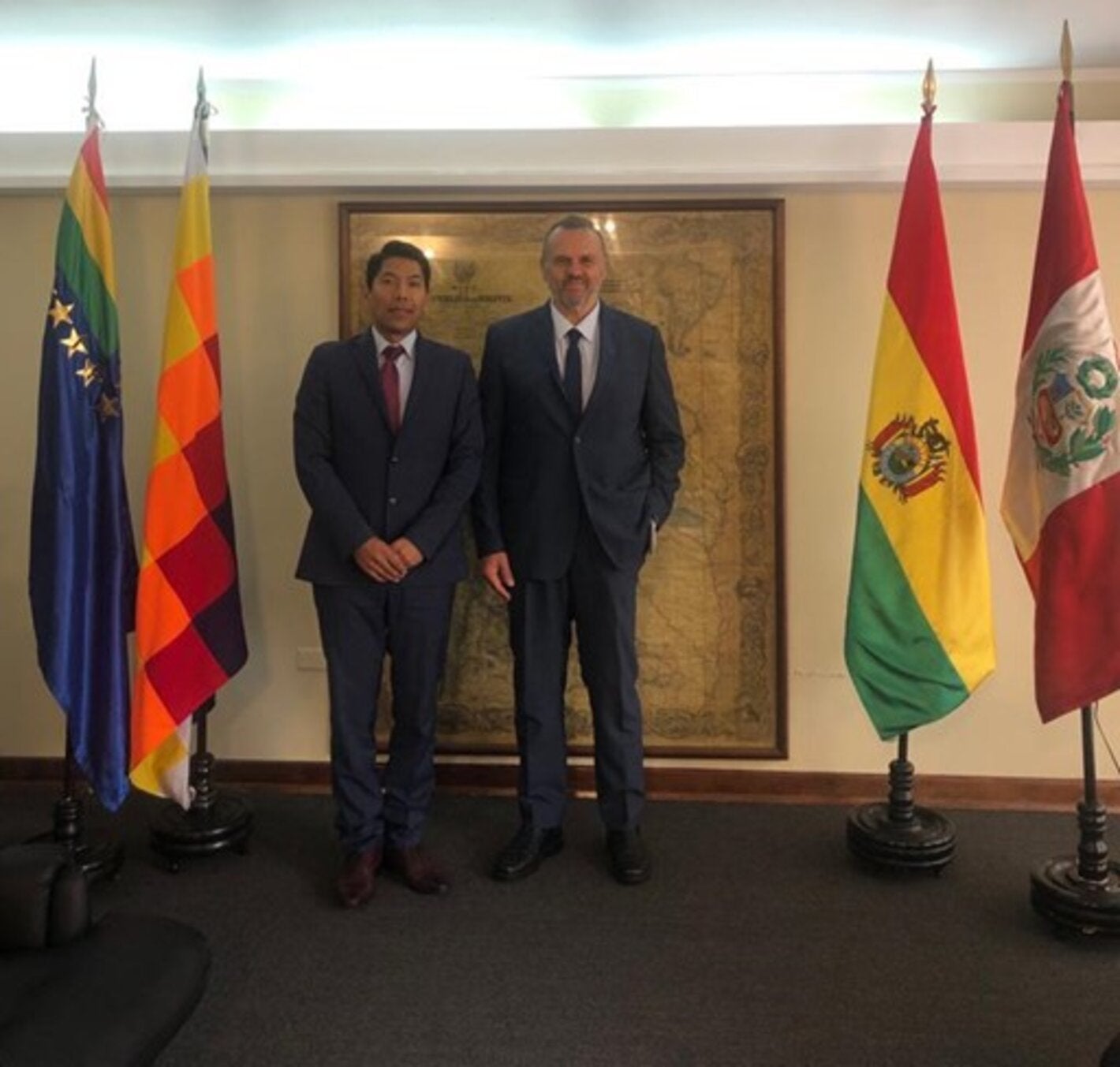 visita-embajada-bolivia