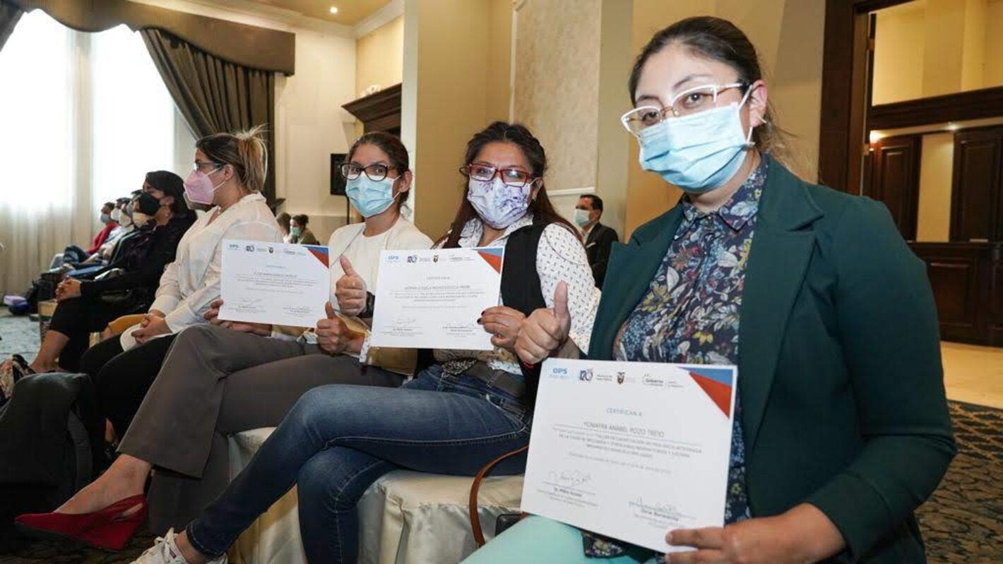 Gracias al apoyo de OPS, Ecuador se suma a los 11 países que implementan vigilancia de influenza, COVID-19 y otros virus