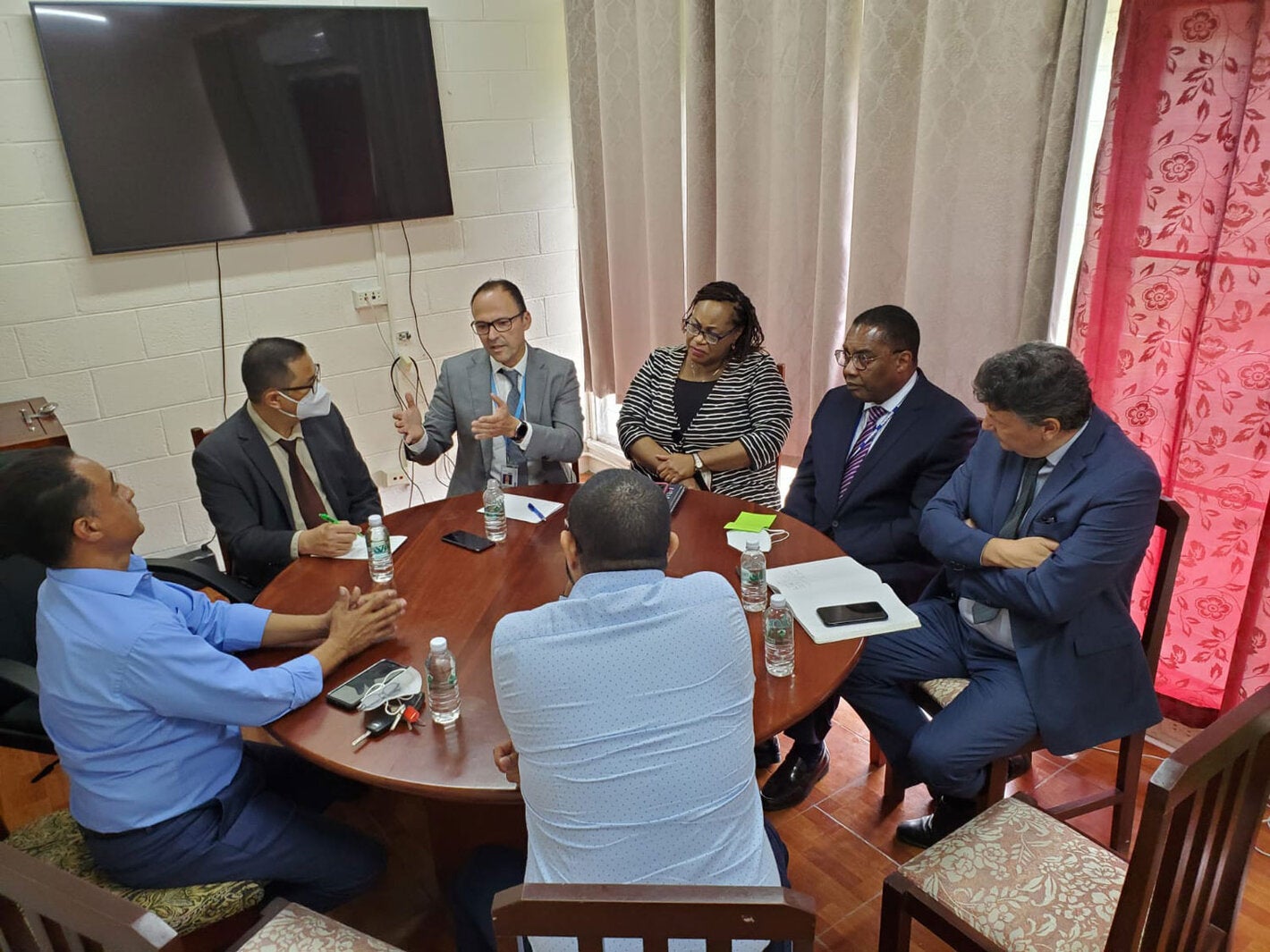 HSS Mission to discuss health system in Belize