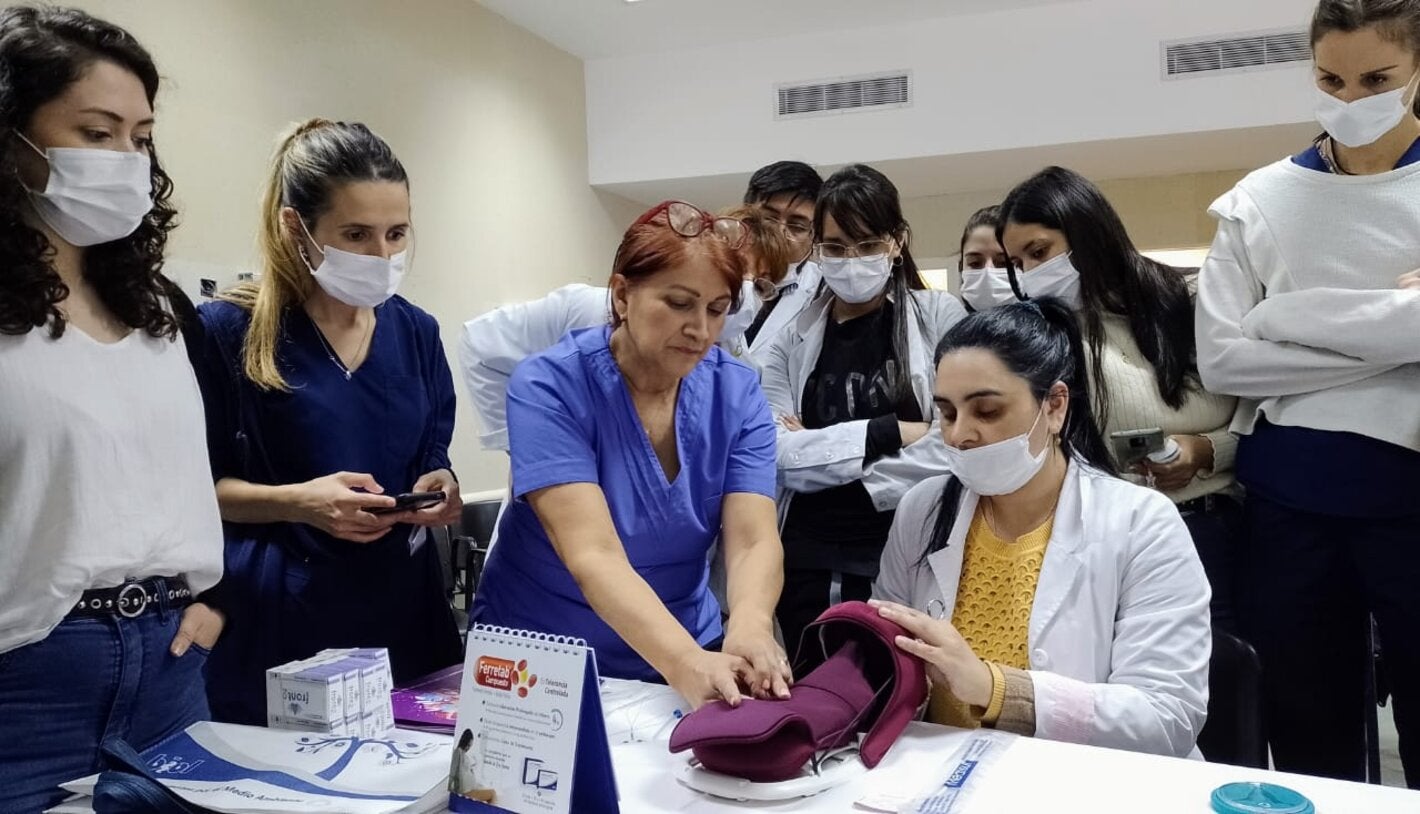 Simuladores siendo utilizados durante una capacitación