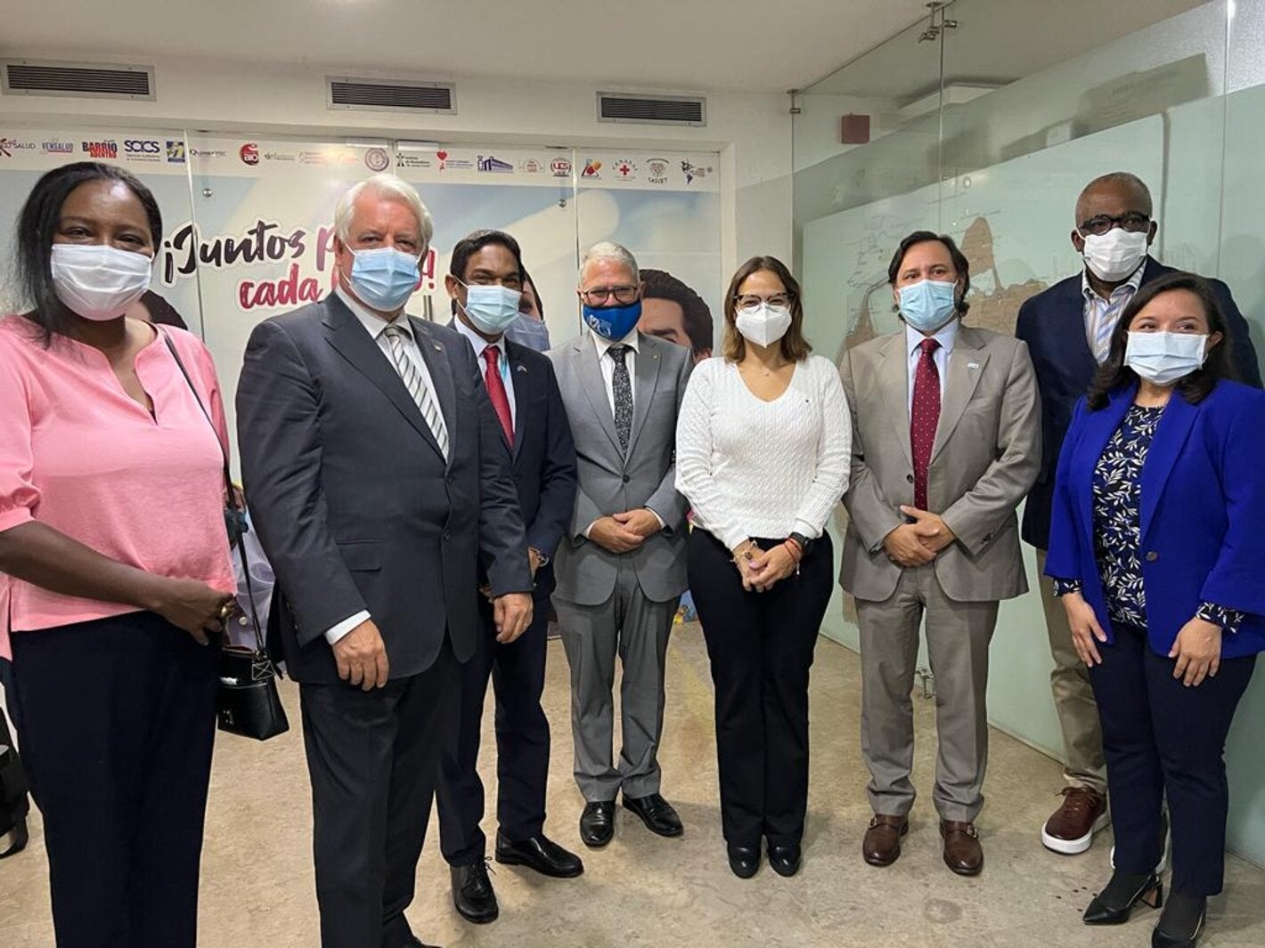 Reunión de alto nivel para adquisición de vacunas