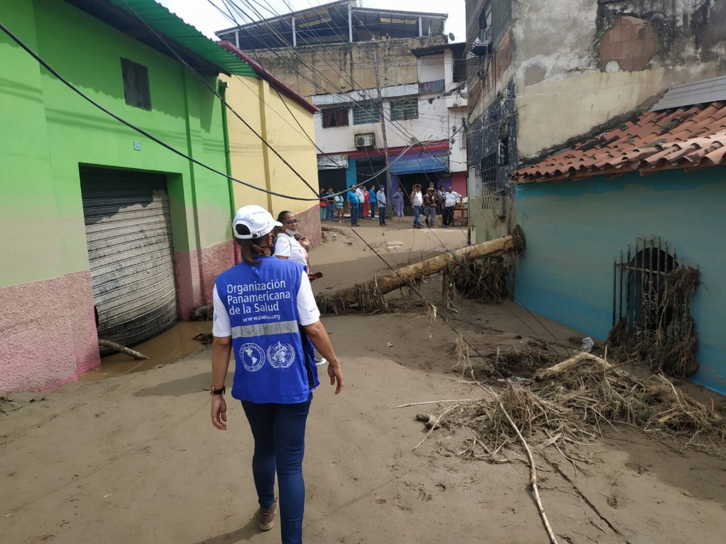 OPS estuvo presente en Las Tejerías desde el propio domingo 9, al día siguiente del deslave