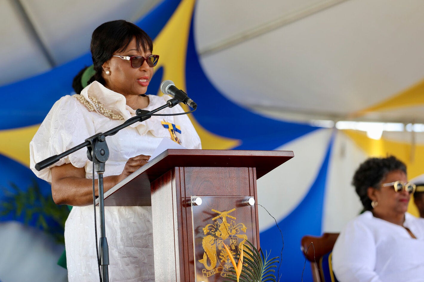 Dr. Etienne receives Barbados Humanitarian Award