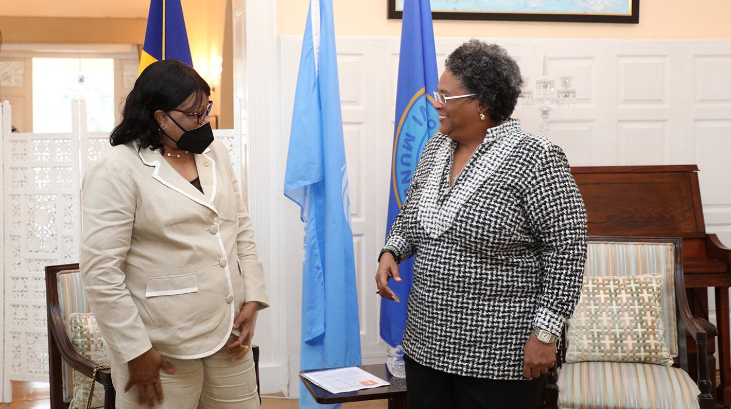 PAHO Director meeting with Prime Minister of Barbados