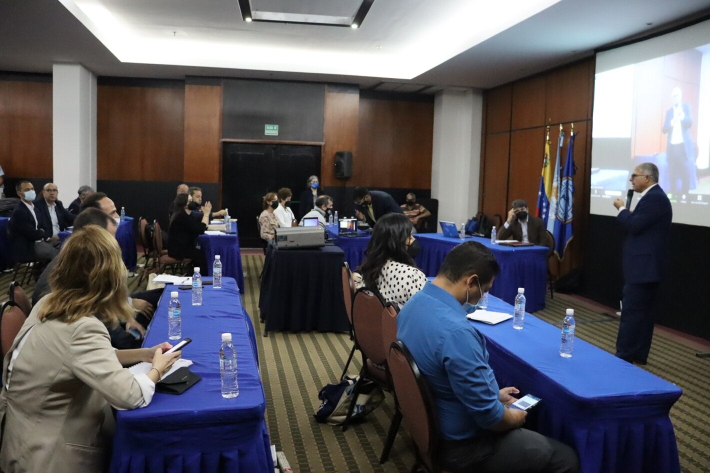 El Representante de OPS en Venezuela, Cristián Morales, fue el encargado de abrir cada una de estas sesiones de diálogo