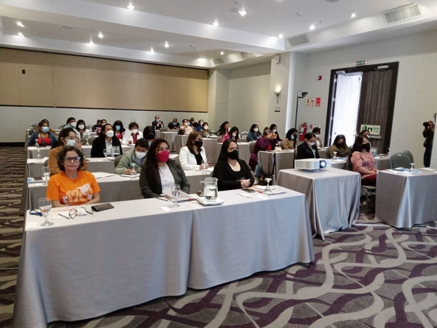 Participantes del taller de experiencias positivas de respuesta de los servicios de salud frente a la violencia de género