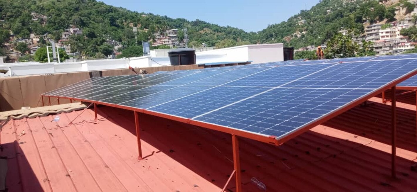 Paneaux solaires hopital Saint Justinien