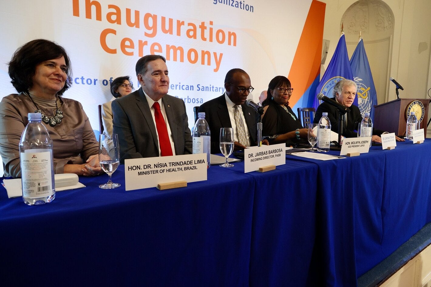 Mesa de abertura da cerimônia de posse de Jarbas Barbosa como diretor da OPAS