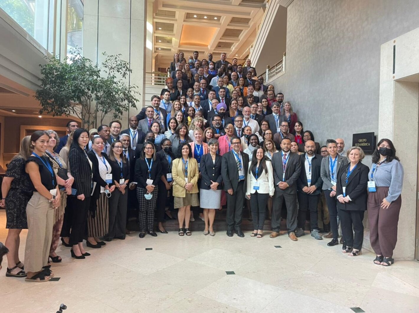  En  la capital chilena  se reunieron más de 120 delegados de los 35 países de las Américas y sus socios estratégicos al finalizar el año 2022; con el objetivo de revisar la utilidad del instrumento de Autoevaluación presentado por los países sobre sus reales capacidades, la definición de prioridades nacionales y subregionales sobre preparación y respuesta, así como también la coordinación a partir de las lecciones aprendidas durante la pandemia de COVID-19, además de los puntos de entradas y salud 