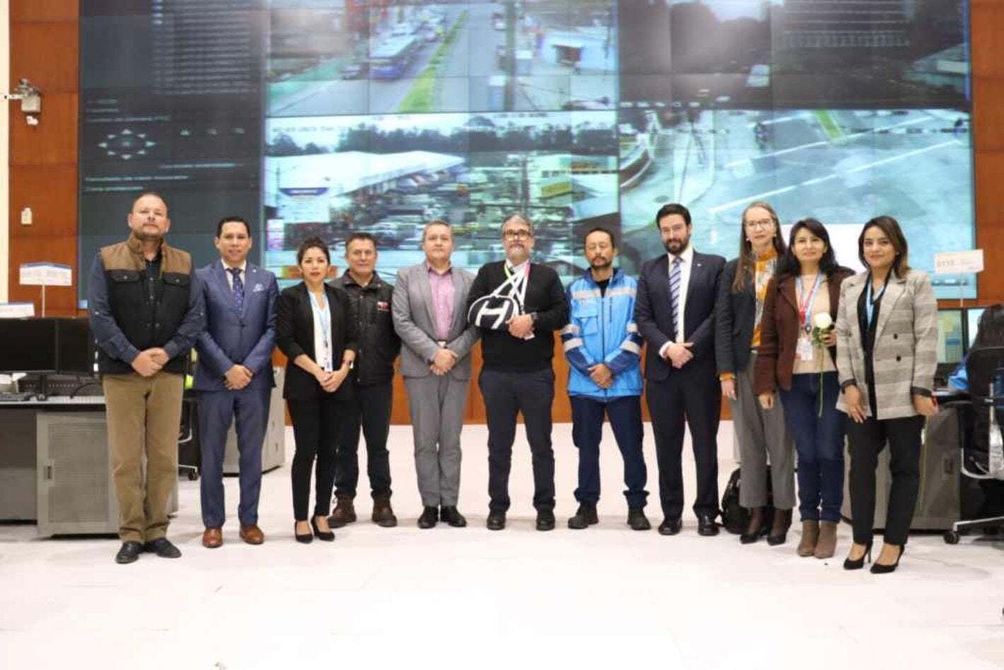 En Ecuador se realiza una misión por la transformación digital en salud pública