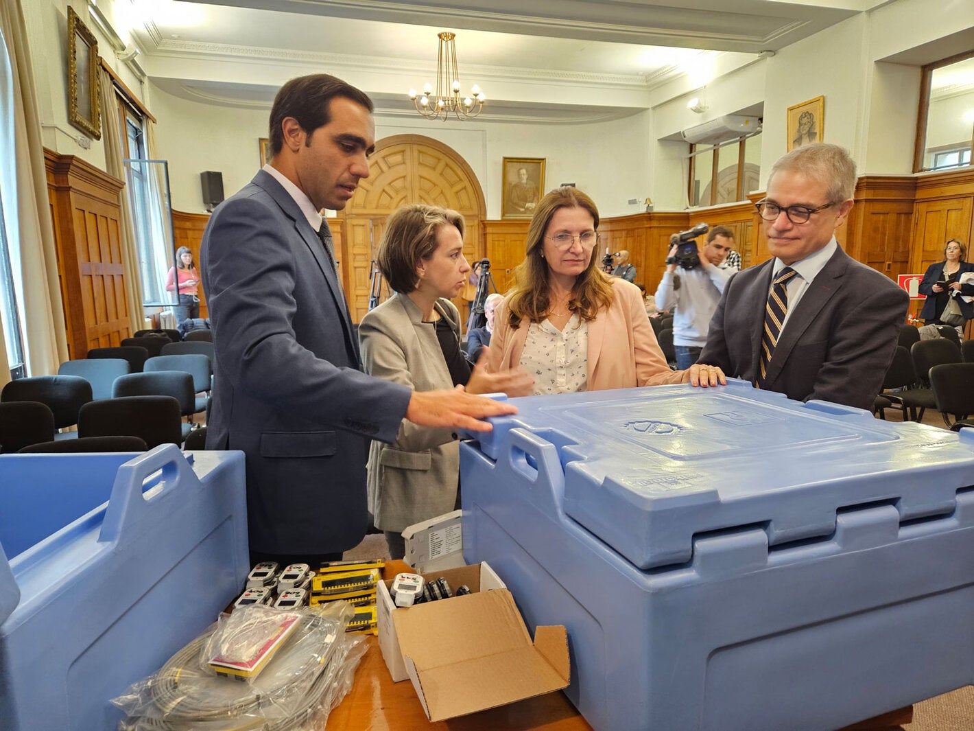 Contribución de Canadá y Estados Unidos 