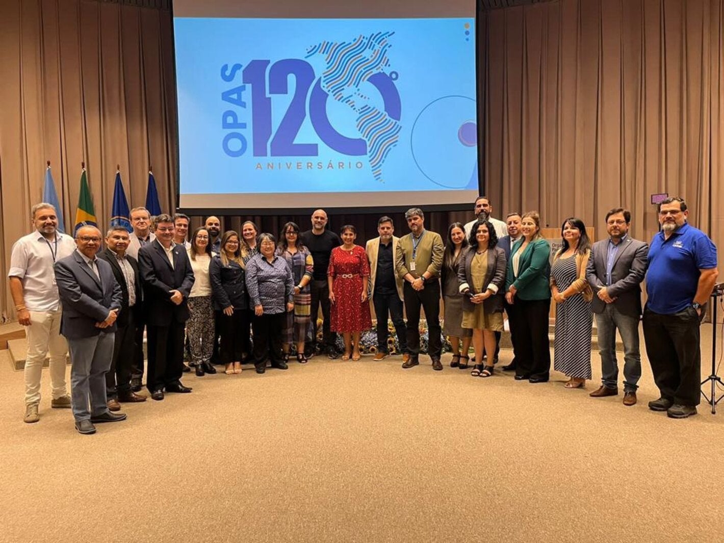 Participantes da reuniao