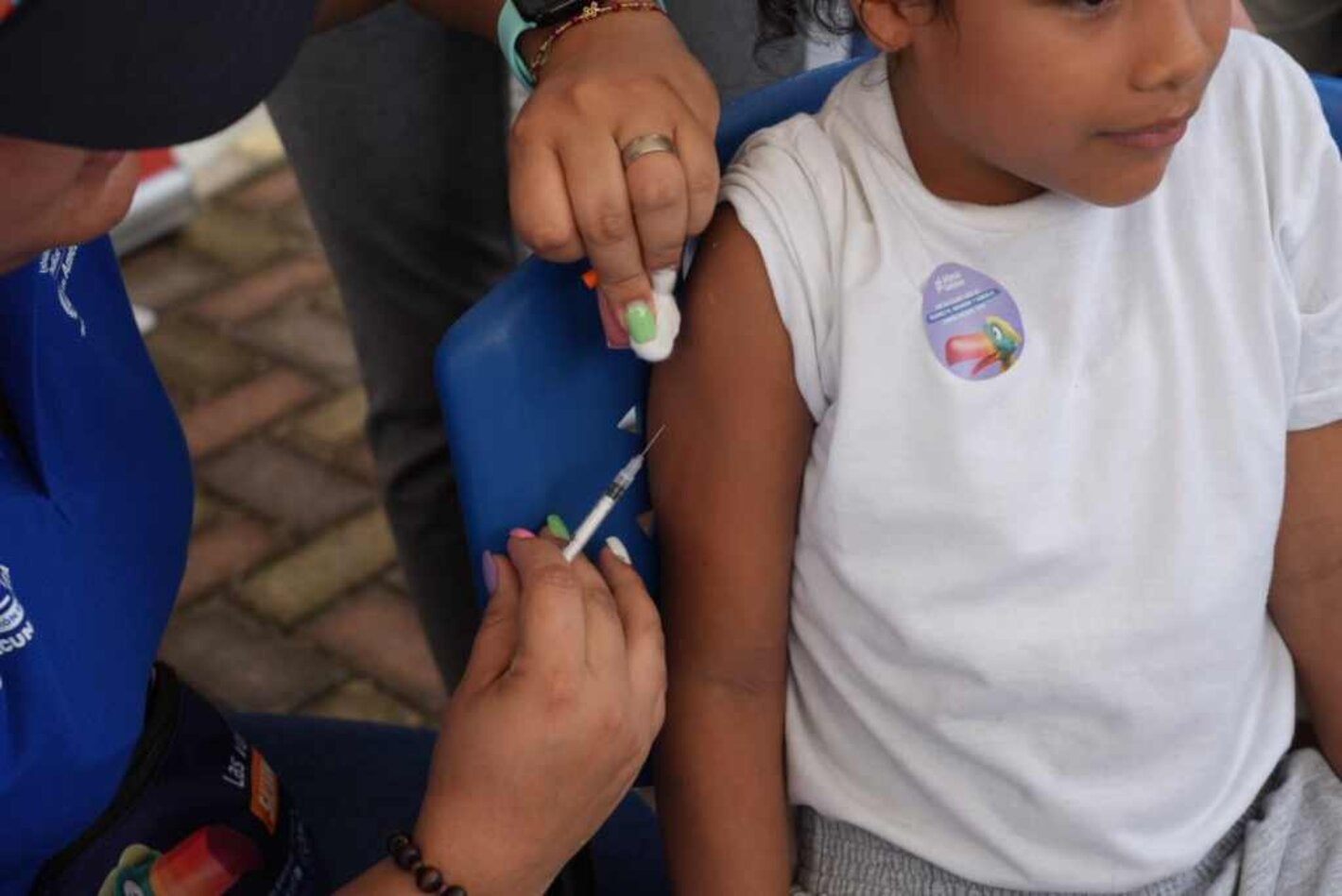 Ecuador: Más de 3.7 millones de niñas y niños se vacunarán contra la poliomielitis, sarampión y rubéola