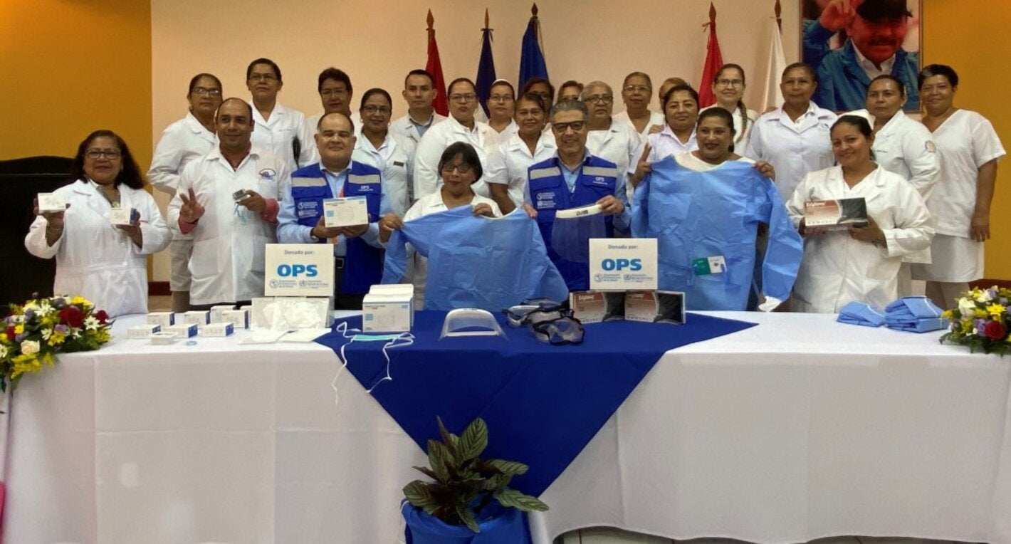 Donación de equipos y material de reposición periodica