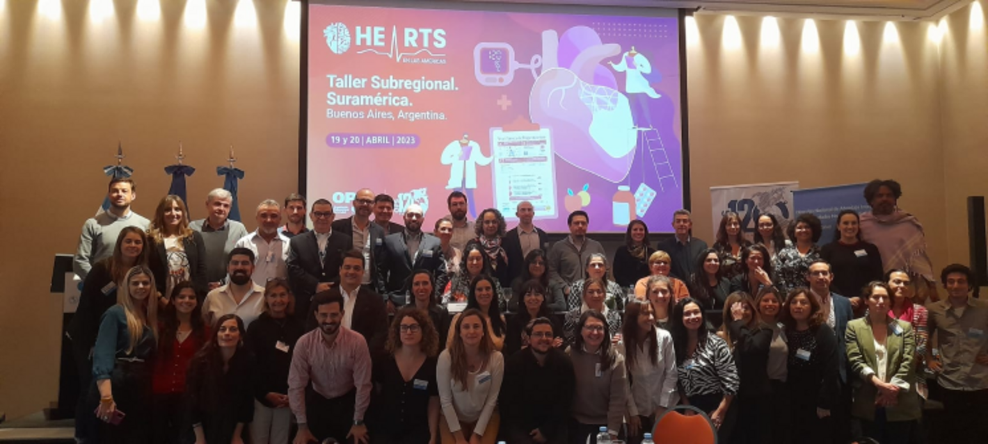 Imagen grupal de los asistentes a los talleres