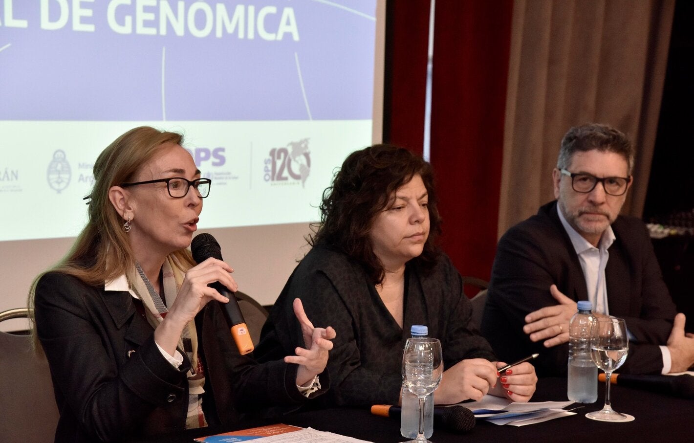 OPS aporta colaboración técnica para fortalecer el desarrollo de la Red Federal de Vigilancia Genómica de Argentina