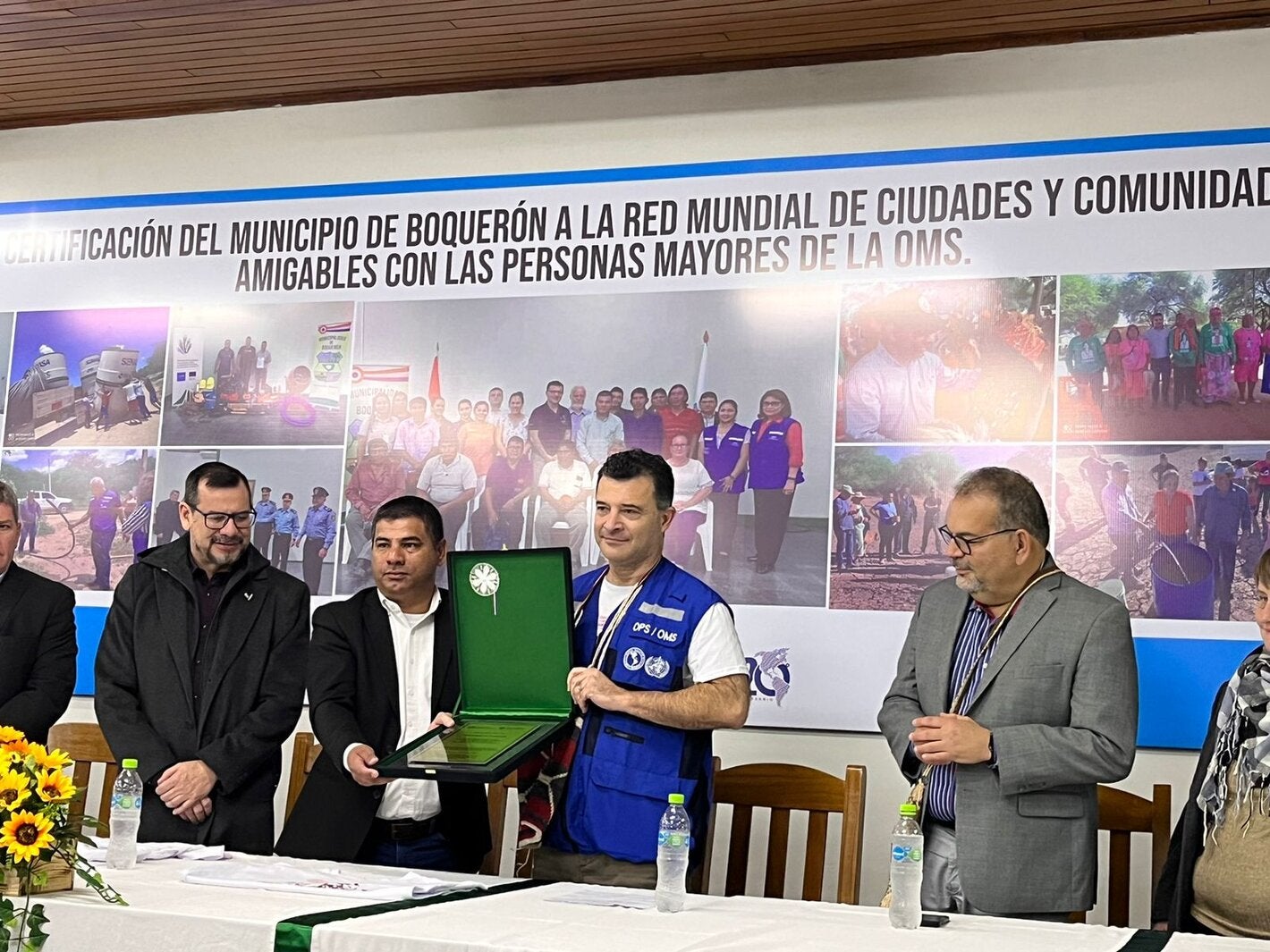 Acto de Entrega de la Certificación del Acto de Entrega de la Certificación del Municipio de Boquerón en el Chaco paraguayo de la Red Mundial de ciudades y comunidades amigables de las personas mayores de la Organización Mundial de la Salud (OMS)